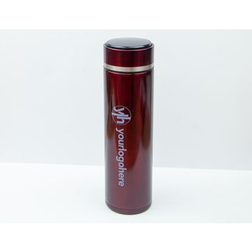 thermos bottle in red
