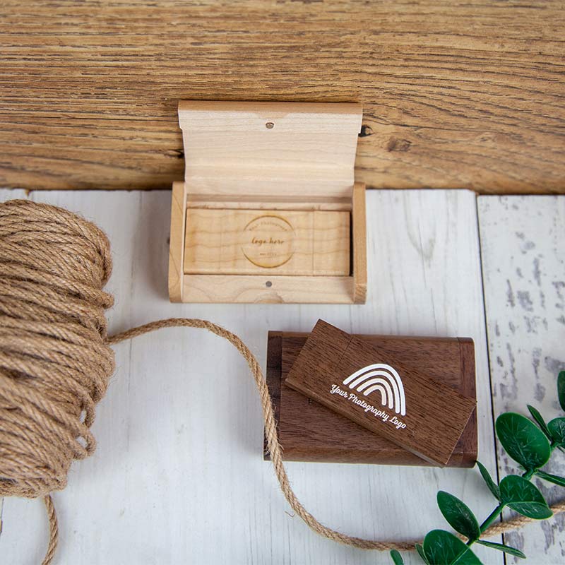 Dual Woodland USB-C & Wooden Flip Box